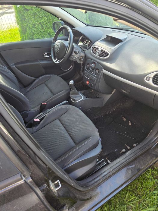 Wszystkie części Tanio Renault Clio 3 1,2 benzyna