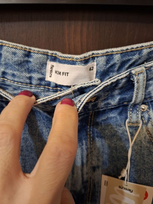 Dżinsy mom fit roz.42 Sinsay Nowe niebieskie