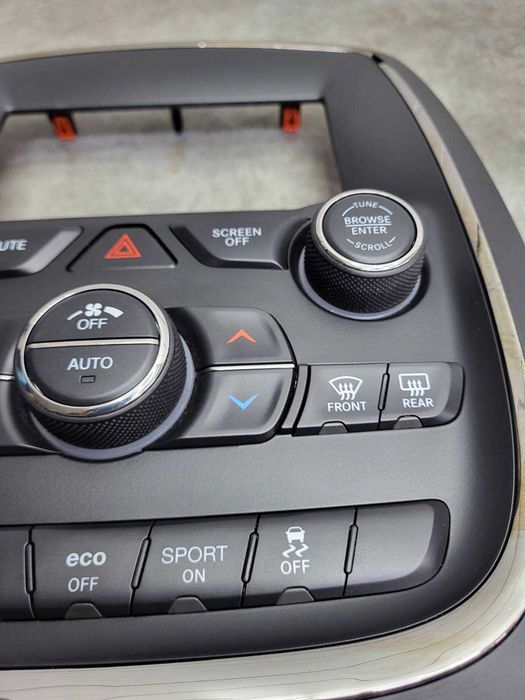 Radio nawigacja UConnect DELPHI VP2_7 CarPlay Dodge Durango 2018, 2020