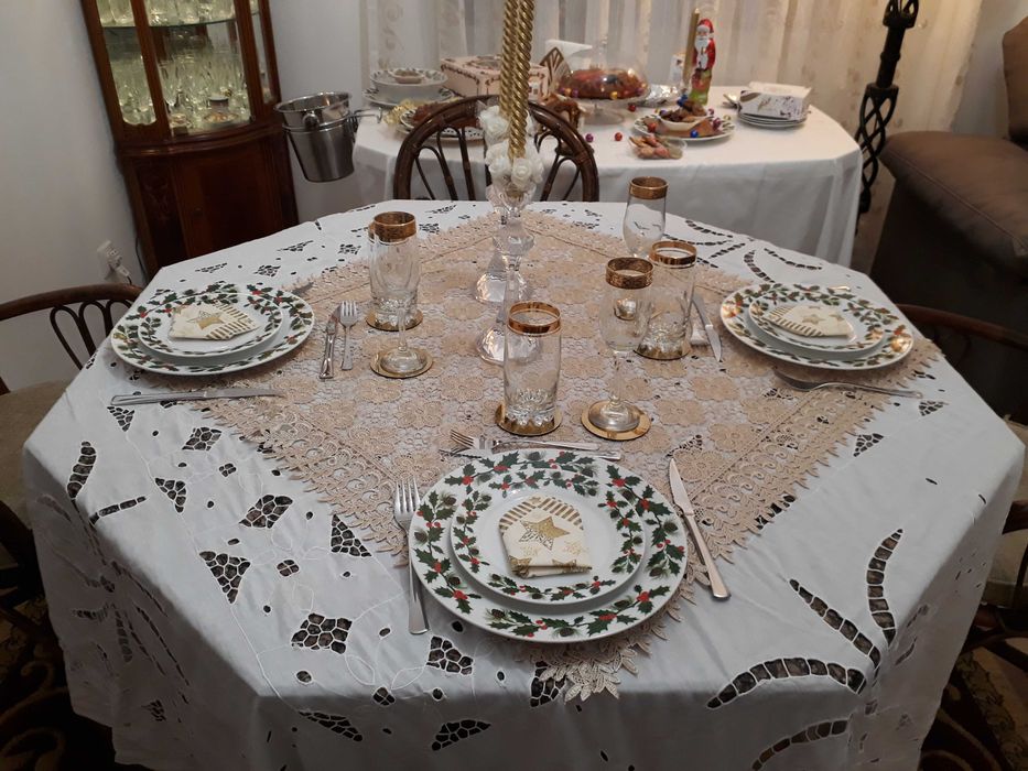 Mesa de Refeições Octogonal em Granito imitar Madeira Exótica...
