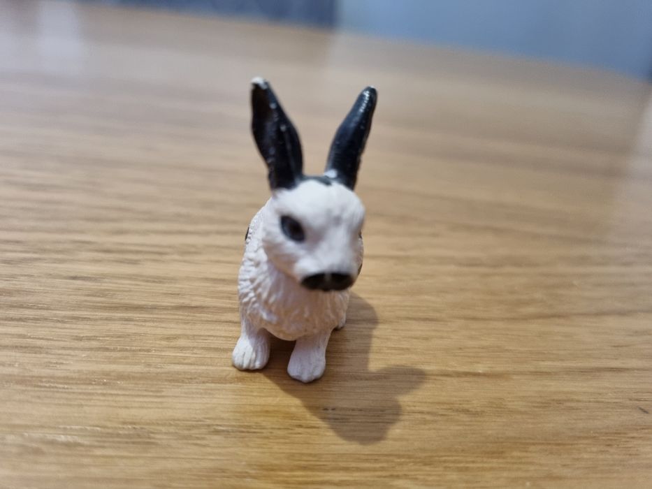 Królik schleich figurka