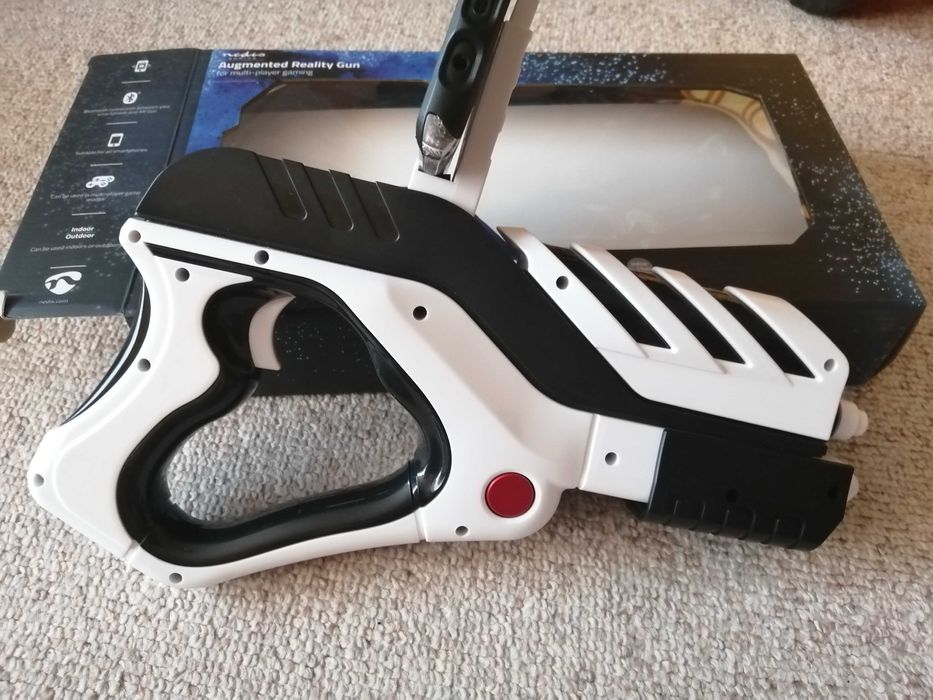 NOWY nteraktywny pistolet Augmented Reality do gry na smartfonie