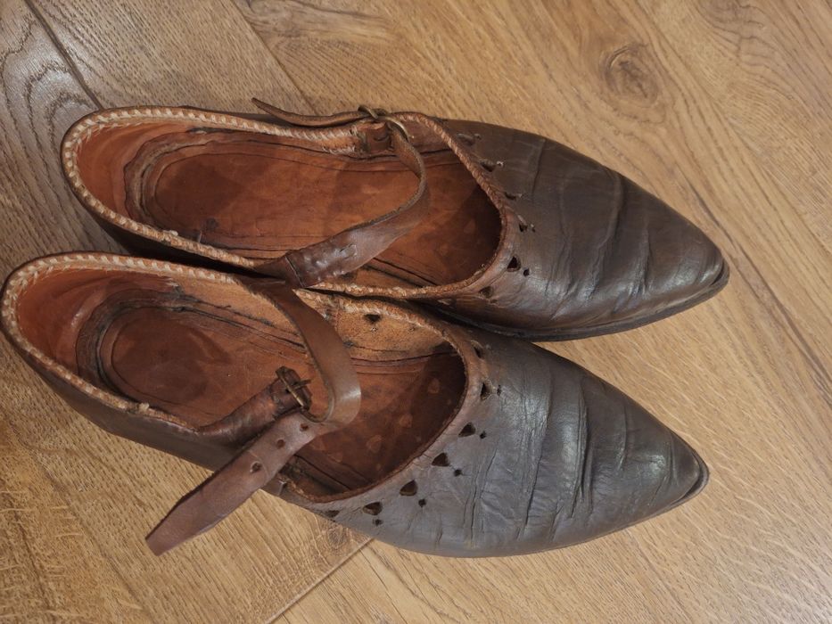 Buty damskie na Grunwald średniowieczne