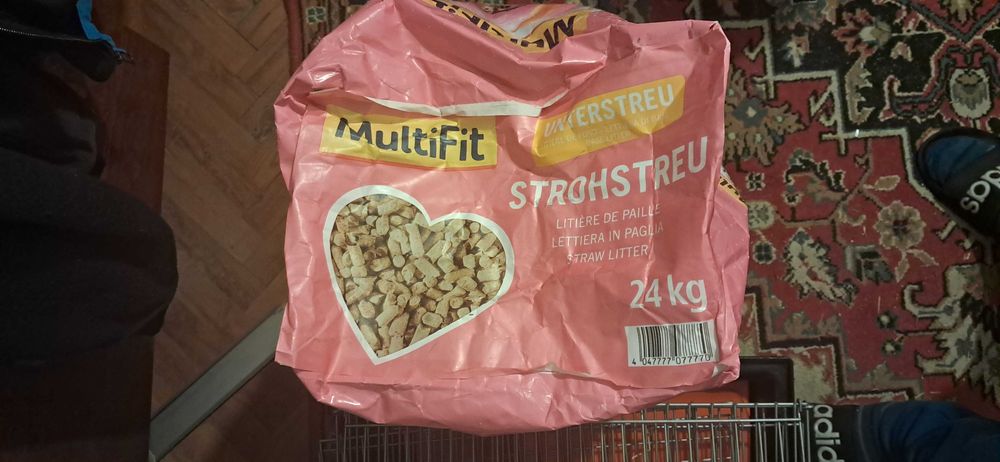MultiFit Ściółka ze słomy do stosowania jako podkład 24 kg