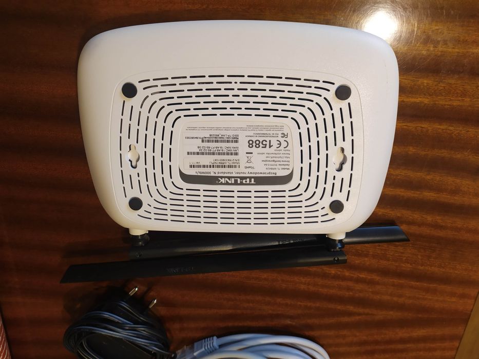 Bezprzewodowy router TP-LINK, standard N, 300 Mb/s