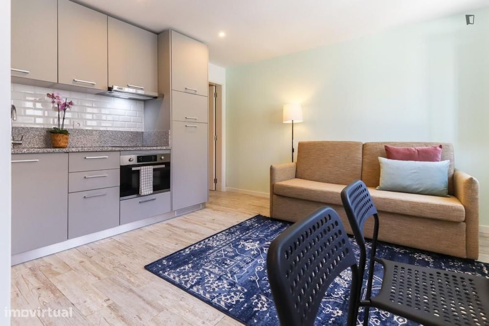 Apartamento com 1 quartos - localizado em Ajuda Lisbon