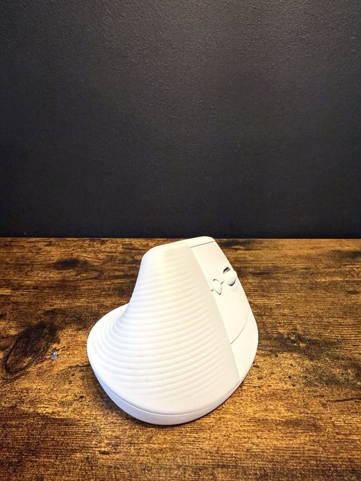 Logitech Lift, bezprzewodowa ergonomiczna myszka