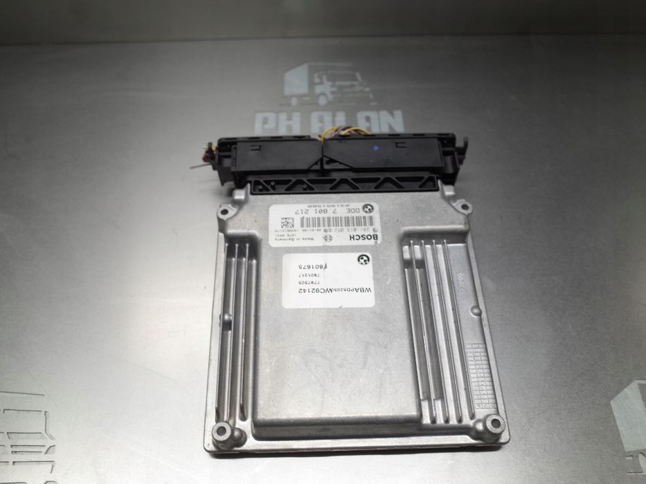 komputer sterownik silnika bmw x3 e83 0281013052 7801217
