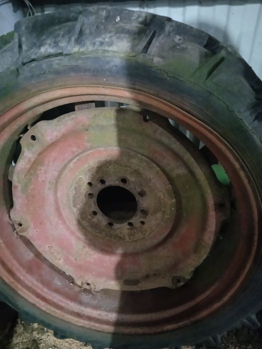 Продам диск на оприскувач або трактор т-25