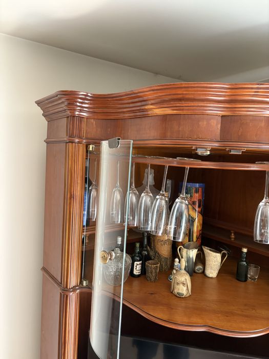 Móvel de madeira Cerejeira