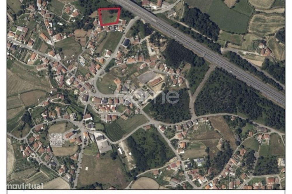 Terreno urbano na freguesia da Pousa, no concelho de Barcelos