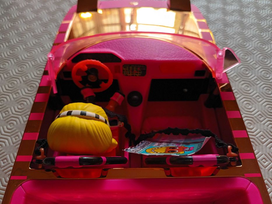 Carro LOL Surprise