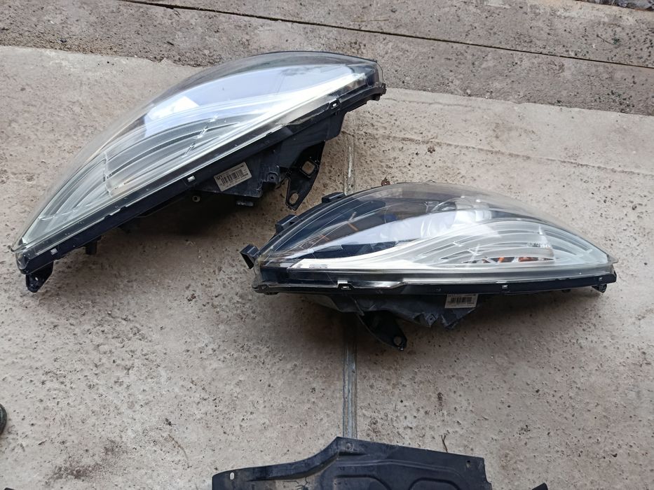 Фари на Renault Scenic 3 рестайл 2013-2016р