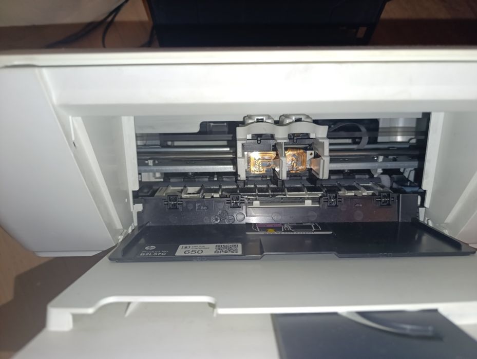 Продам принтер HP Deskjet 1515