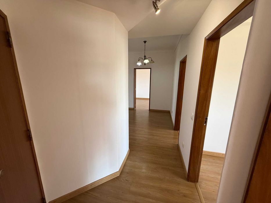 Arrenda-se Apartamento T3 Sacapeito, Santarém – Excelente Localização!