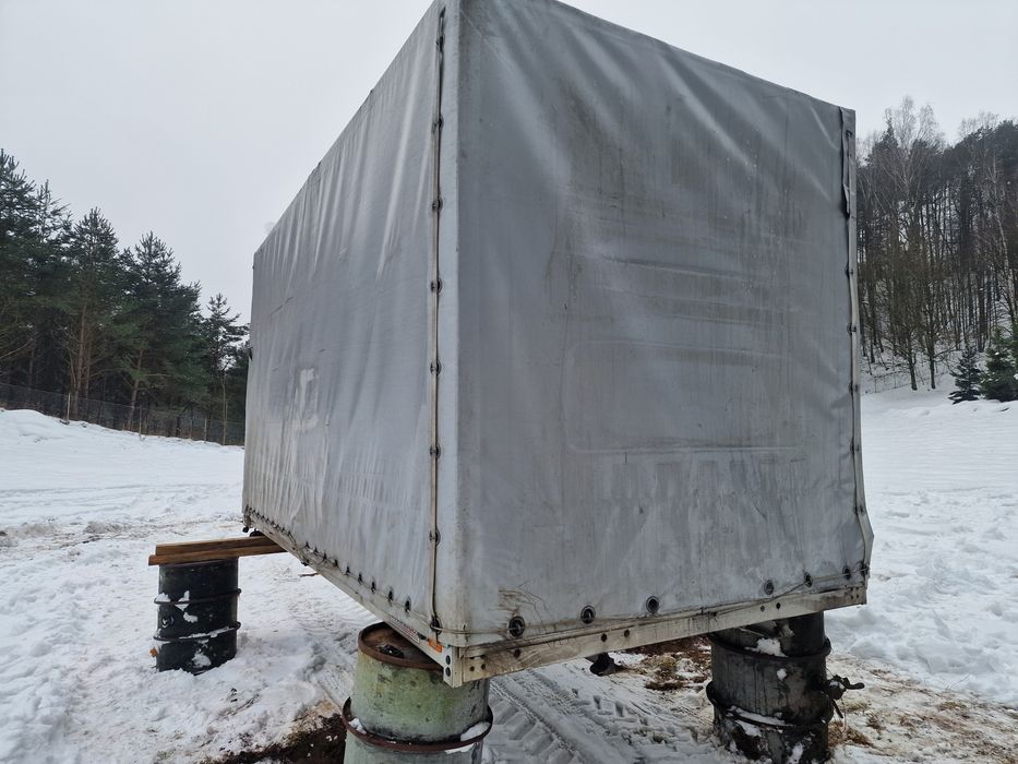 Zabudowa plandeka + skrzynia master 2020r