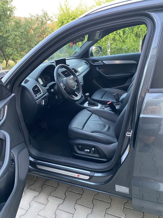 Audi Q3   2.0T  Quattro  2018