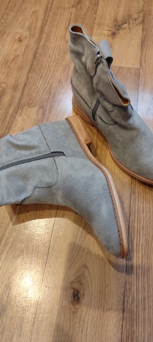 Botki damskie zamszowe