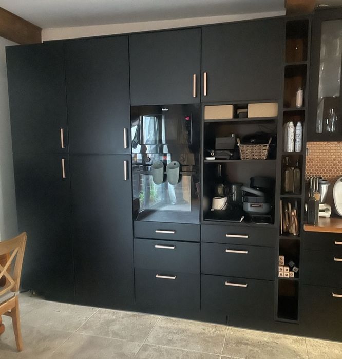 Meble kuchenne lakierowane BLUM Agd