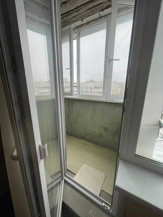 Продам 1 кв. 27 м.кв., Алексеевка, м."Победы",  лесная стор.