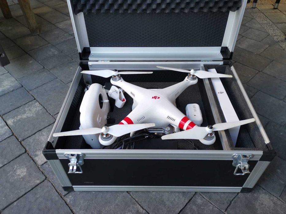 DJI Phantom 2 + aparatura + walizka – sprawny