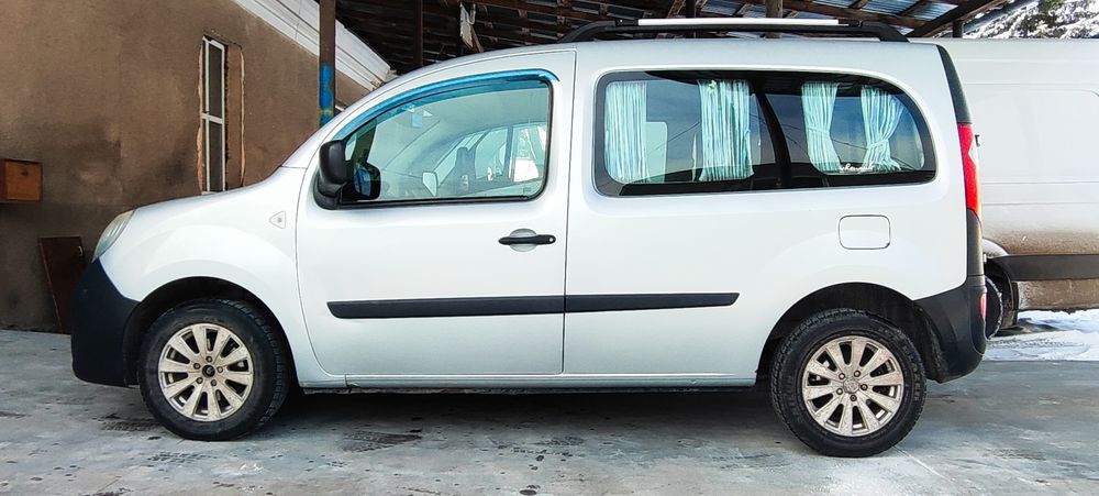 Продам терміново Рено кенго зв'язку з виїздом за  кордон