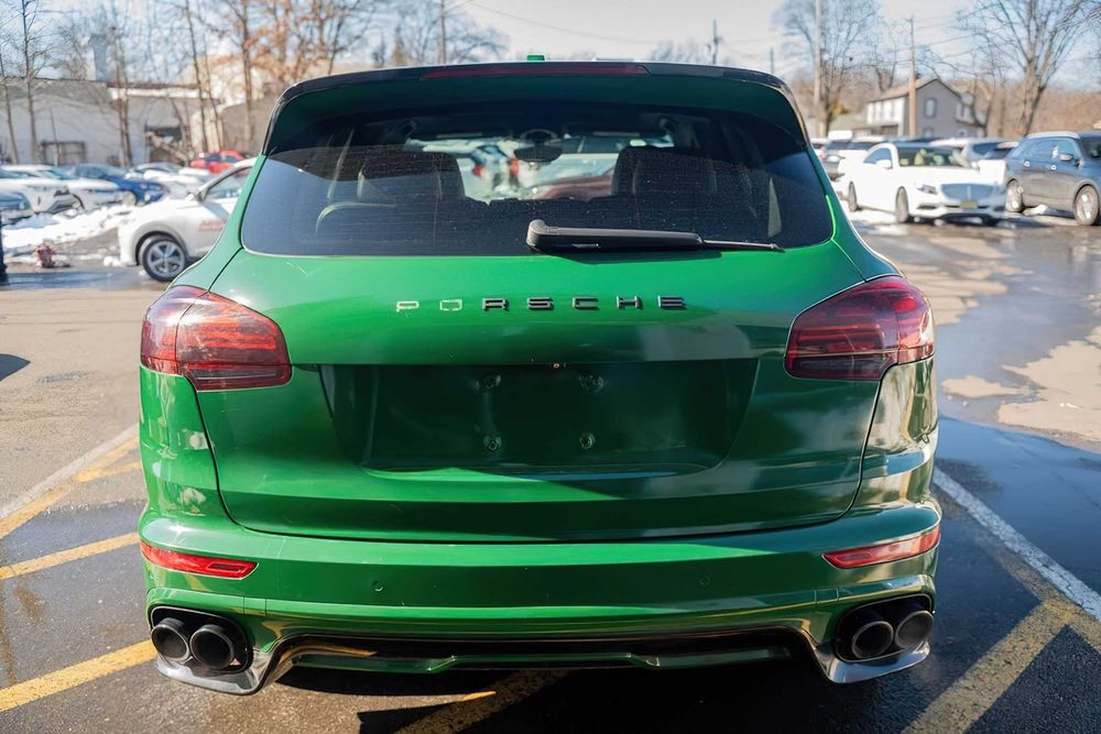 Porsche Cayenne      2017