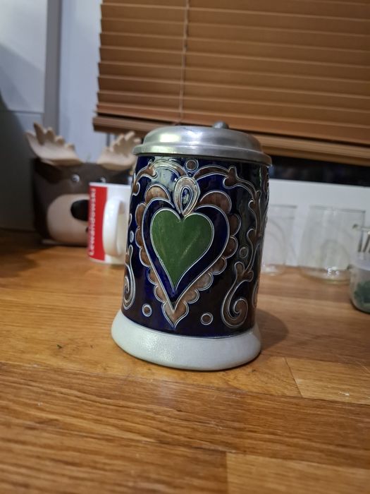 Kufel do piwa z klapką