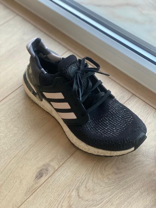 3 saptilhas Adidas/Jordan/Asics