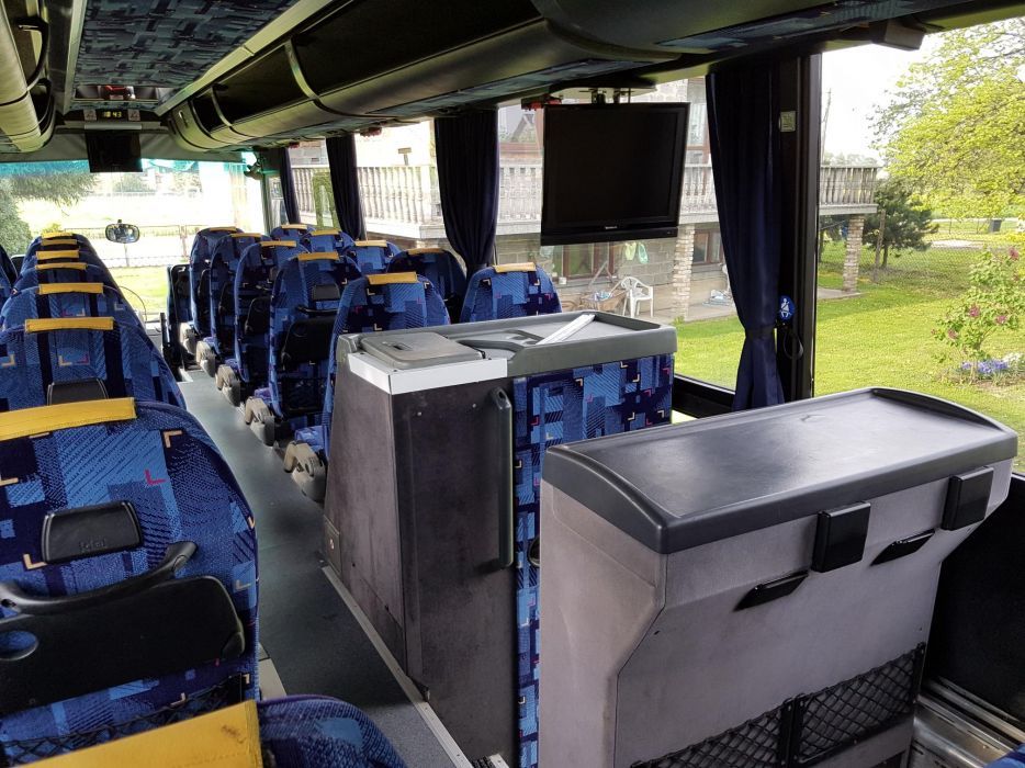 Wynajem autokarów autobusów transport przewóz osób, busy 9 osób, SUV