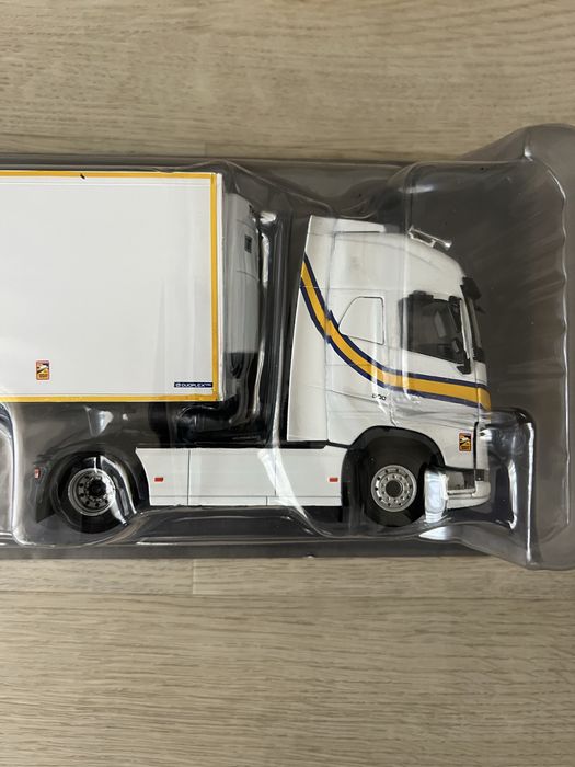 Camiao personalizado Primafrio