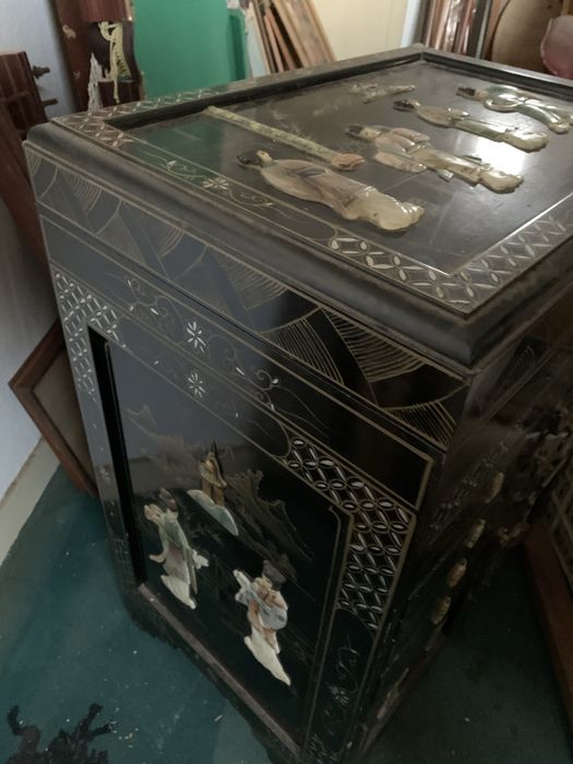 Armário Chines de jóias em laca da preta