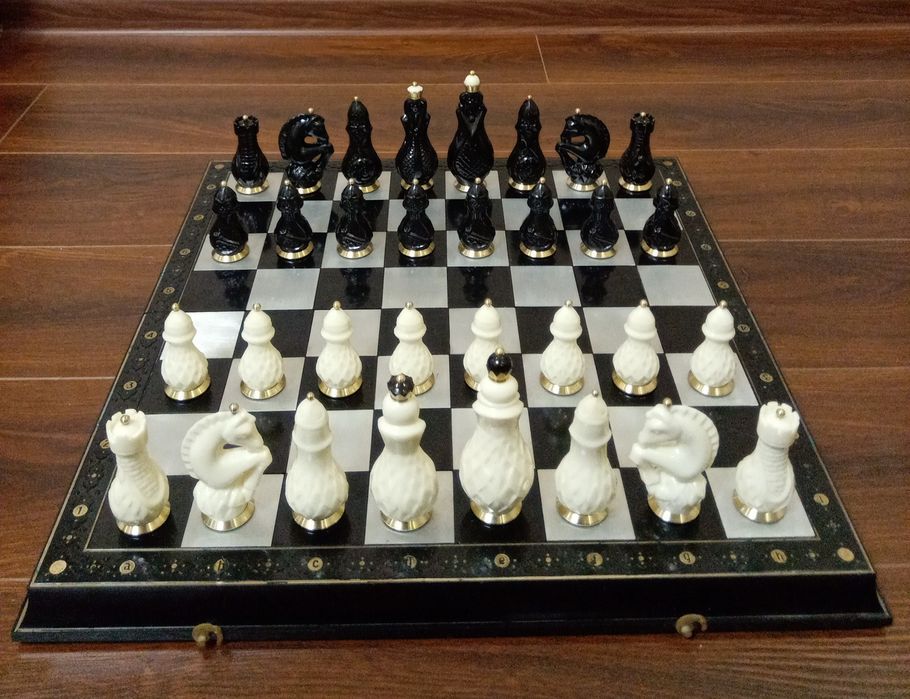 Шахмати, шахи СССР- Сибірський сувенір.