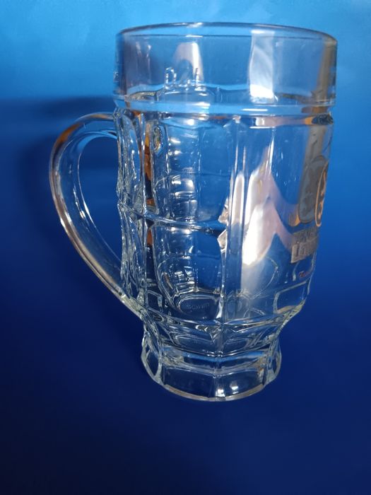 Caneca de cerveja64286108438273121