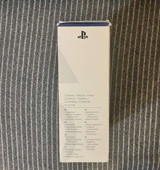 Caixa de comando de PS5 cinzento