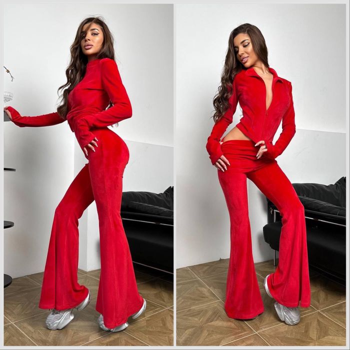 Женский велюровый костюм/Жіночий велюровий костюм IS