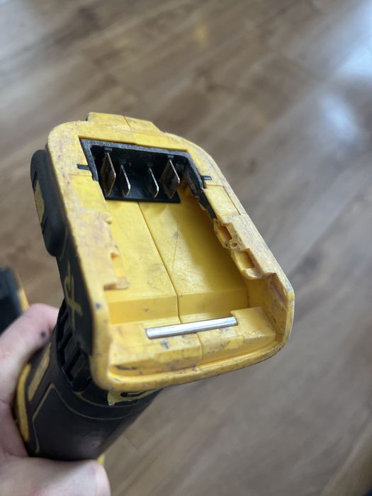 Szlifierka Dewalt DCG405 body