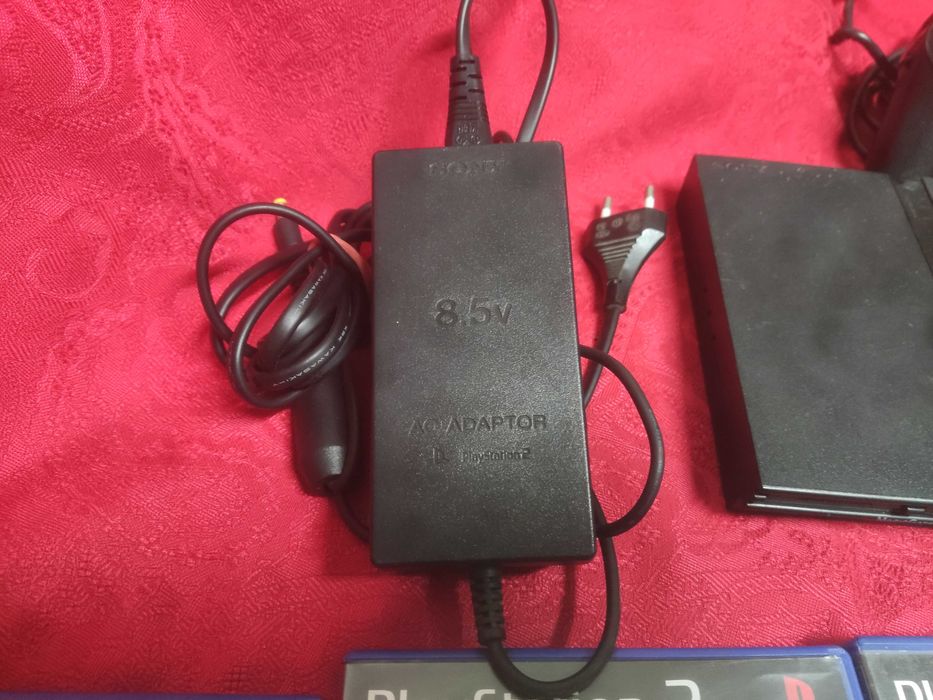 Playstation 2 Slim ( completa)- 1 comando original - cartão - 4 jogos
