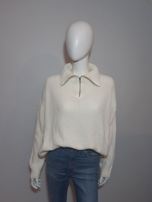 Sweter Shein z zamkiem