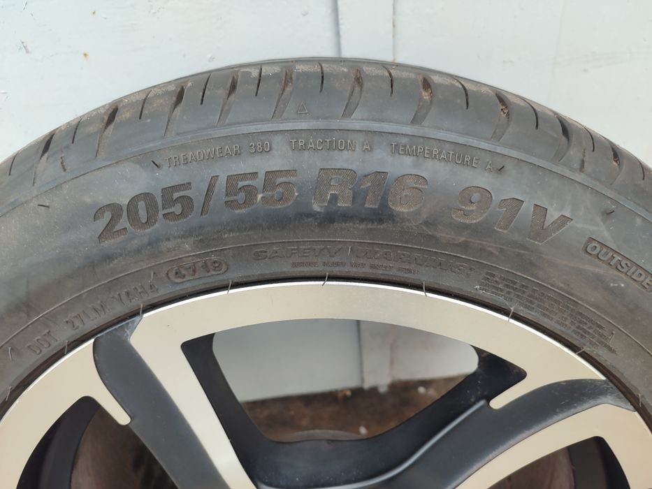 Продам диски с резиной 205 55 16