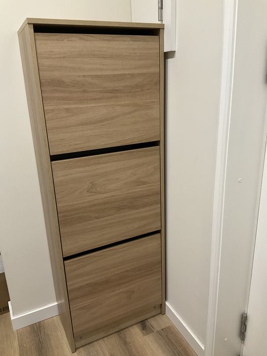 Sapateira com 3 portas