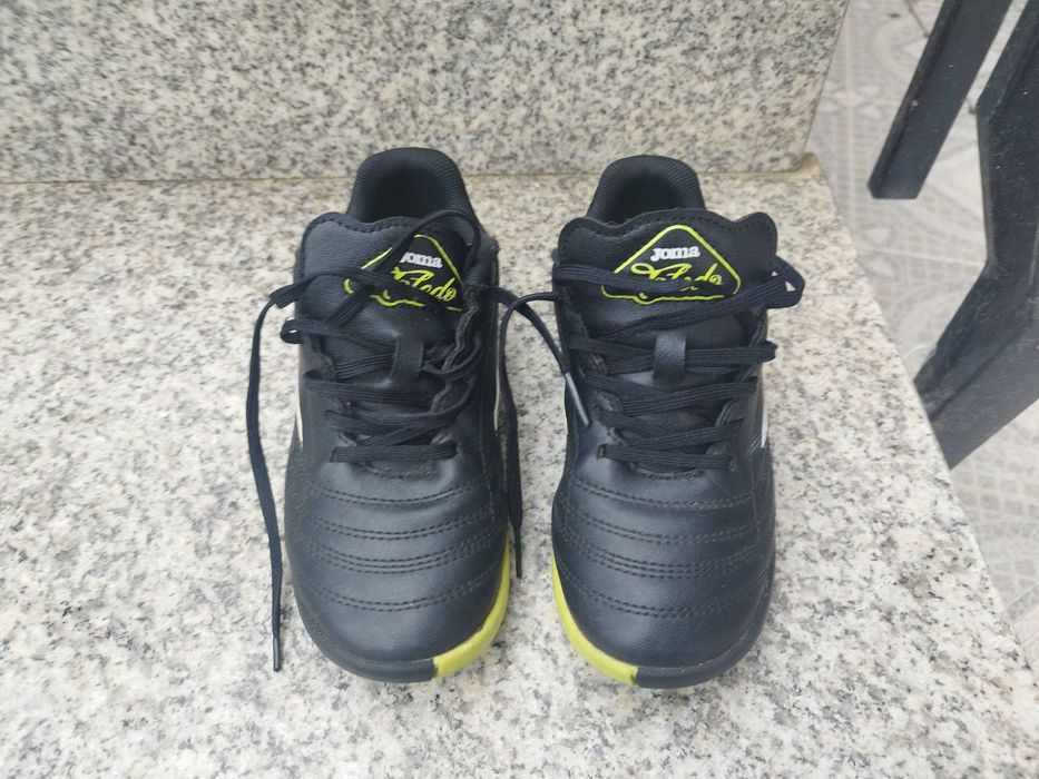 Sapatilhas Joma Criança - Tamanho 31