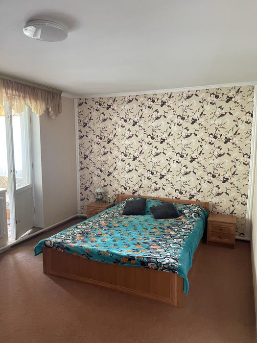 Продам двохповерховий будинок з меблями та технікою