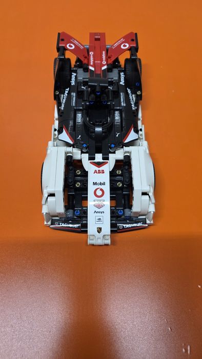 Lego Technic 42137 - Formula E Porsche 99X Electric