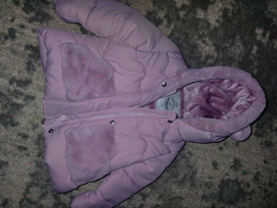 Одяг для дівчинки , зимова куртка