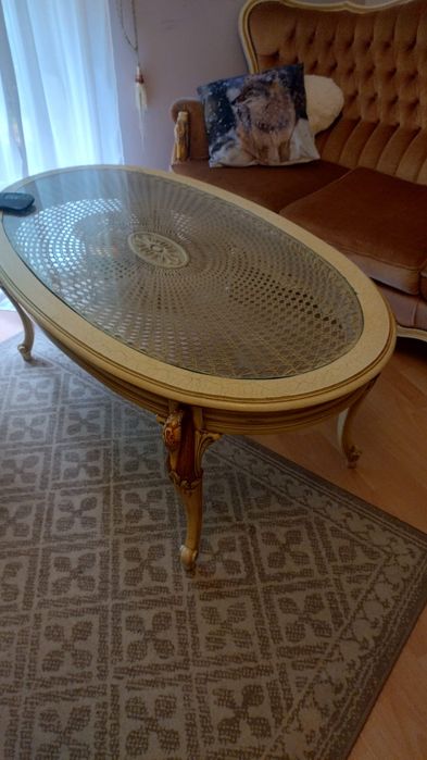 Stylowy komplet mebli w stylu ludwikowskim – sofa, 2 fotele, stół