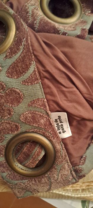 Cortinados  gato preto