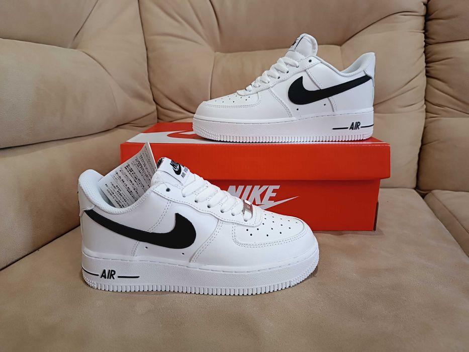 Жіночі кросівки nike air force 1 (2 кольори)
