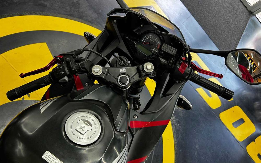 Honda CBR300R 2019