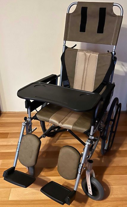 STABLE-TIM (ALH 008) nowy nieużywany, wózek inwalidzki firmy TIMAGO